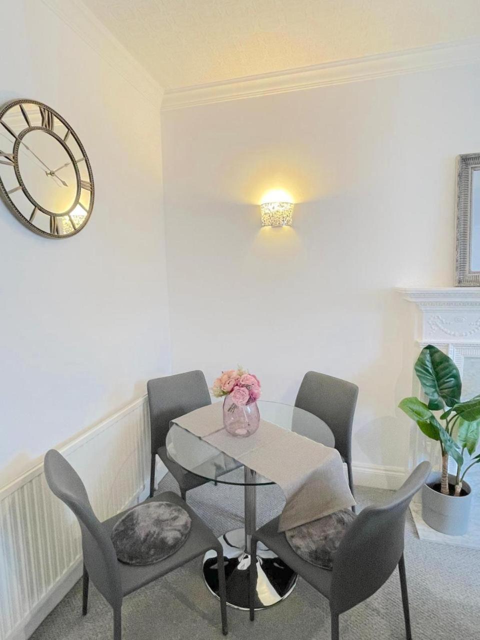 Luxury Apartment In Paddington London Eksteriør bilde